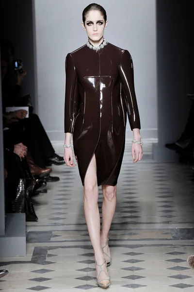 Look 5